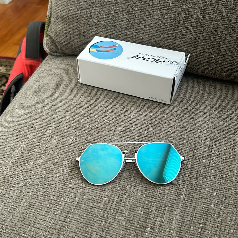 Women’s sunglasses